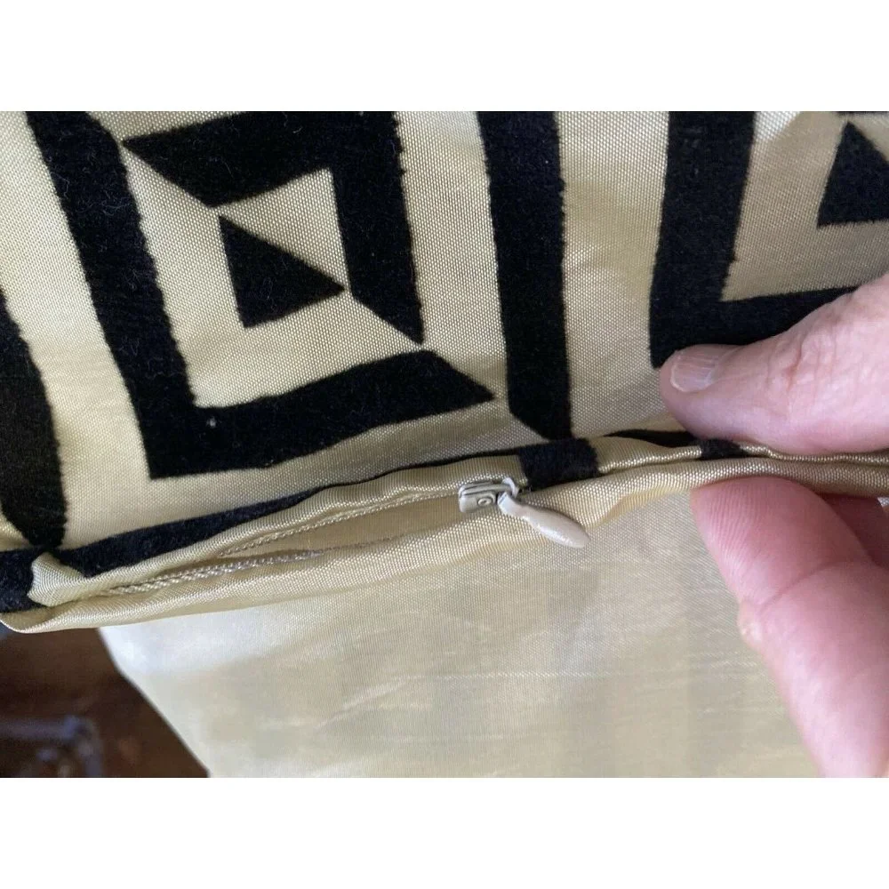 Vintage Set 2 Square Satiny Velvet‎ Detail Pillow Cases Blue Black Beige Zipper